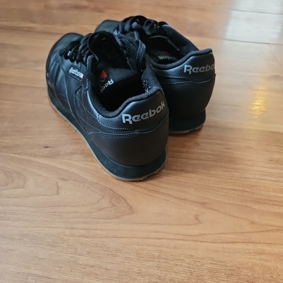 Reebok Adult Classic Leather Running Shoe Black Size 10.5 - Picture 2 of 4